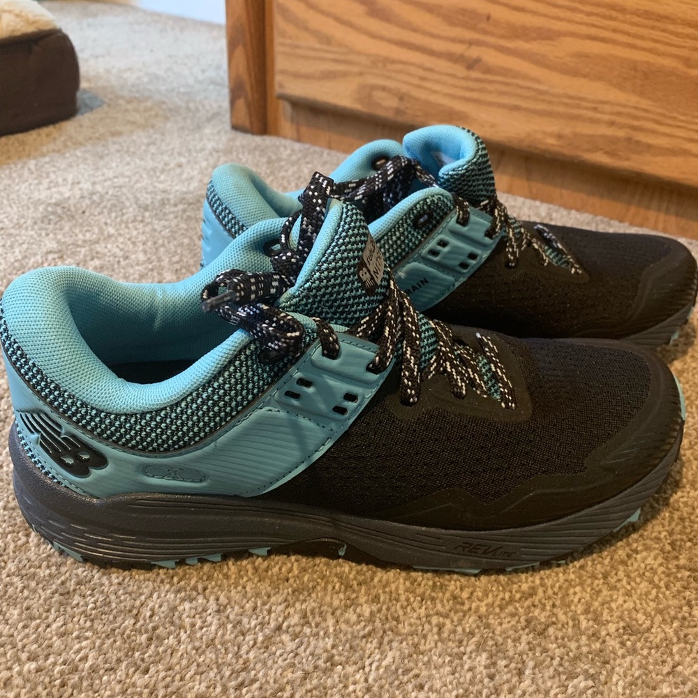 New balance running shoes size 8